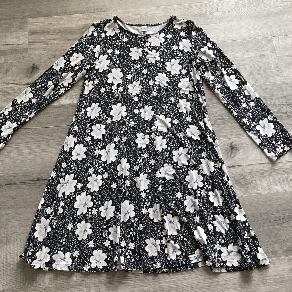 Jersey-Knit Long-Sleeve Swing Dress